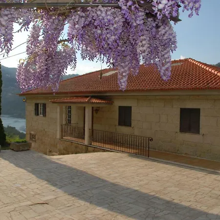 Casa No Douro - Quinta De Pias * Espadanedo (Macedo de Cavaleiros)