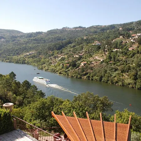 Casa No Douro - Quinta De Pias * Espadanedo (Macedo de Cavaleiros)